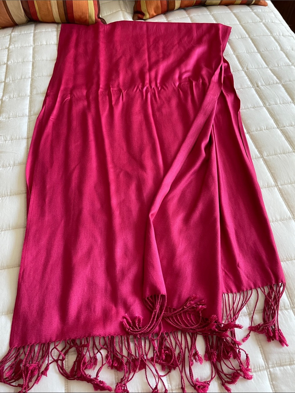 Fuchsia Pashmina scarf, 72 x 22, pristine